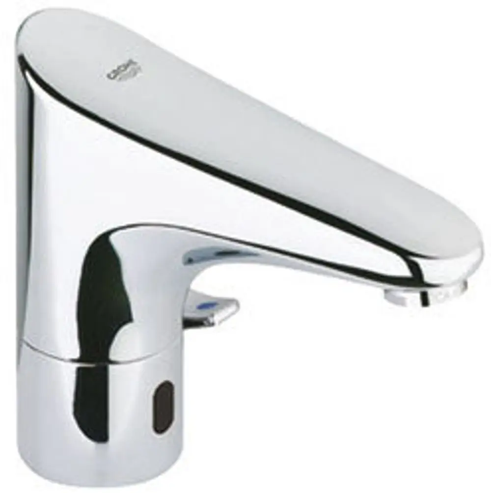 GROHE-Waschtischarmatur mit infrarotgesteuerter Technik und chromfarbener Oberfläche, geeignet für berührungslosen Betrieb.