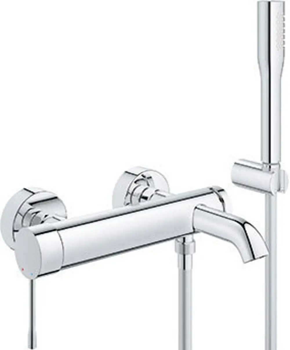 Grohe-Wannenbatterie in verchromter Ausführung mit Wandmontage, ausgestattet mit einem Wasserauslass und einer Brausegarnitur.
