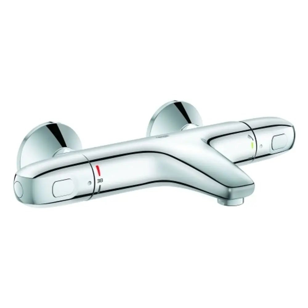Chromfarbene Brausebatterie von Grohe mit zwei Bedienelementen zur Temperatur- und Wassermengenregulierung, montiert an einer Wand.
