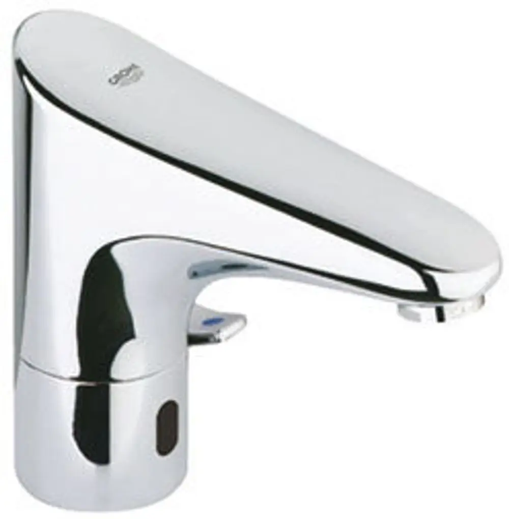 Hochglänzender Wasserhahn von Grohe mit Infrarot-Elektronik zur berührungslosen Bedienung. Modernes Design in Chromausführung.