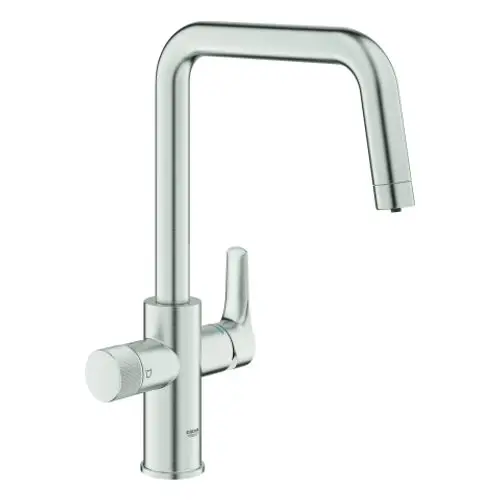 Küchenarmatur in Edelstahloptik mit schwenkbarem Auslauf und zwei Bedienelementen. Marke: Grohe. Einfaches, funktionales Design für den Einsatz in der Küche.