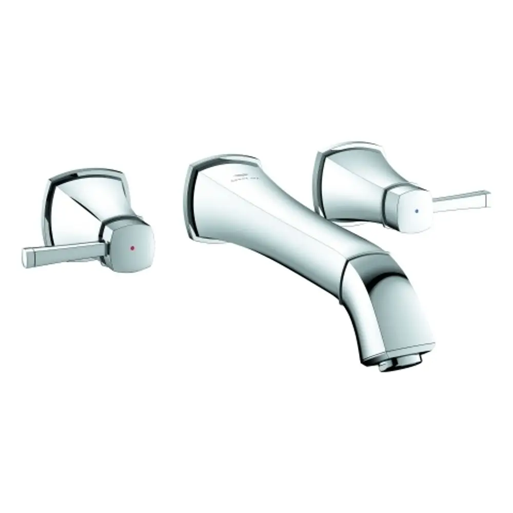 Grohe Wandarmatur mit drei Auslässen, zwei Griffen für die Temperaturregulierung und einem Auslauf in verchromter Oberfläche.