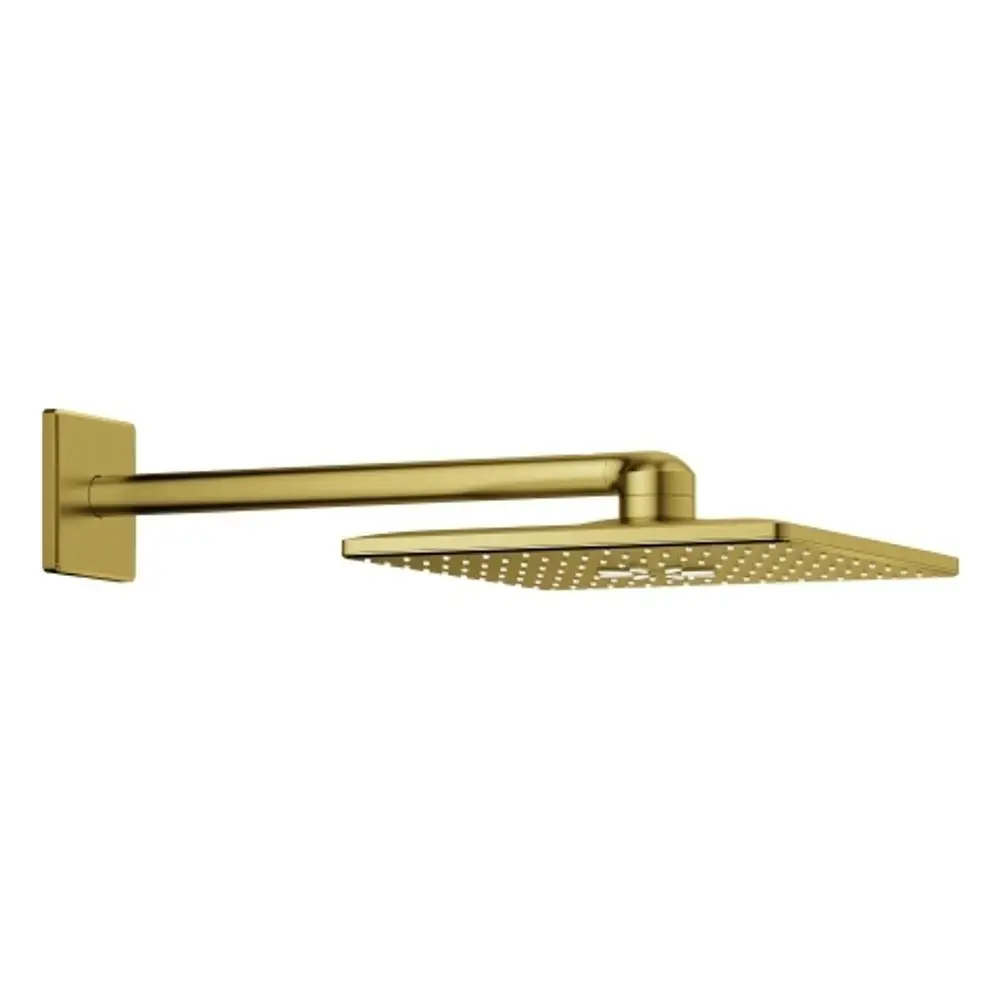 Grohe Kopfbrause in Goldfarbe, mit quadratischer Form und einer Vielzahl von Düsen, die an einem geraden Arm montiert ist.