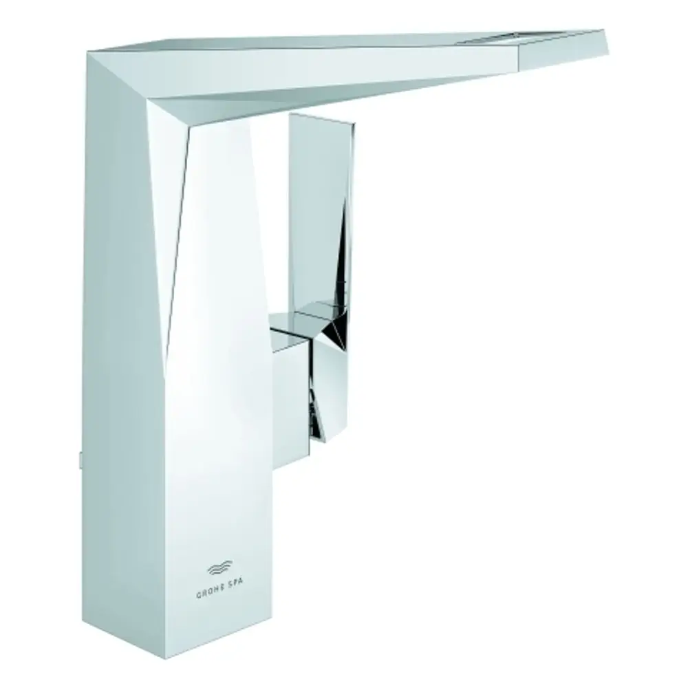 Grohe-Wasserhahn mit einem modernen, geometrischen Design in verchromter Ausführung, der für eine präzise Steuerung von Wasserfluss und -temperatur konzipiert ist.
