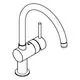 Küchenarmatur von Grohe mit gebogenem Auslauf und seitlichem Bedienhebel, in einer klaren, modernen Formgestaltung.