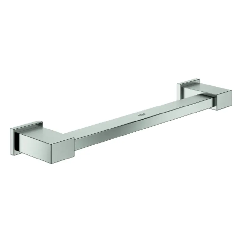 GROHE Griff in eckiger Form aus Metall in Supersteel-Optik, montiert zwischen zwei quadratischen Wandhaltern.