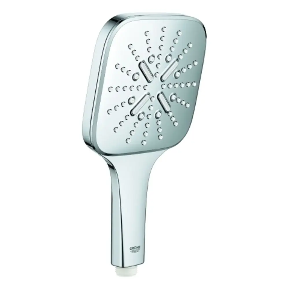 Handbrause mit quadratischem Kopf und glänzender Oberfläche, ausgestattet mit gleichmäßig verteilten Düsen. Hersteller: Grohe.