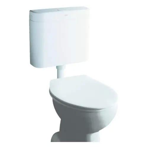 Weißer Aufputz-WC-Spülkasten von Grohe, mit verstellbarem Wasserverbrauch von 6-9 Litern, elementarer Bauform und minimalistischer Gestaltung.