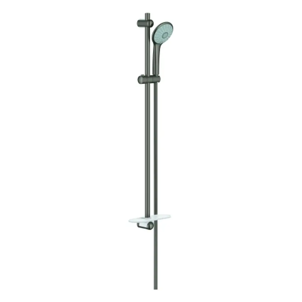 Brausehalter von Grohe mit einer Handbrause. Die Halterung ist vertikal montiert. Eine Ablagefläche ist vorhanden. Das Design ist in Hard Graphite gehalten.