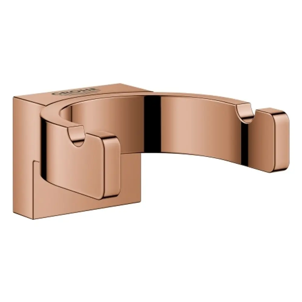 Wandhaken von Grohe in geschwungener Form, in einer warmen Kupferfarbe, mit zwei Halterungen für Handtücher oder Bademäntel, auf quadratischem Wandbefestigungsstück.