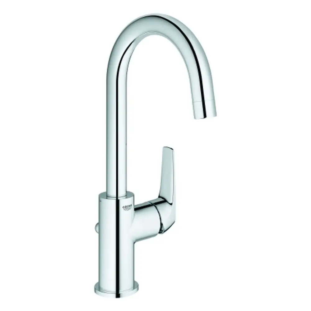 Grohe-Auslaufarmatur in verchromtem Finish mit einer hohen, geschwungenen Auslaufform und seitlichem Hebel für die Wasserregulierung.