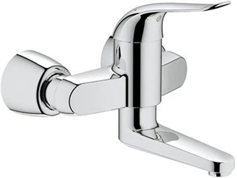 Grohe Wandmontage-Armatur mit einem einhebeligen Mischbetrieb, glänzender Chromoberfläche und klarer Kontur, geeignet für S-Anschlüsse.