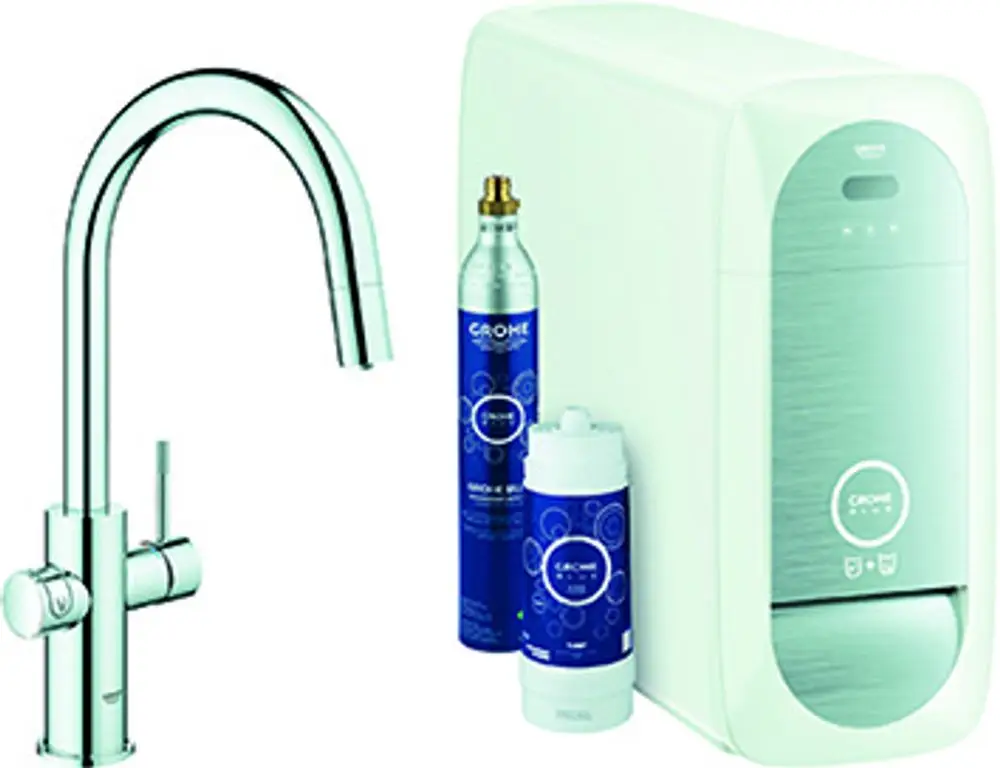 Faucet im chromfarbenen Finish und Grohe-Wasserinstallationseinheit in weiß mit Zubehör wie CO2-Zylinder und Filter.