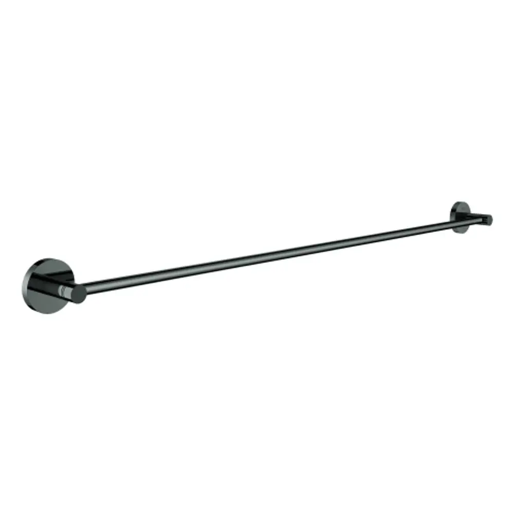 GROHE Badetuchhalter in mattschwarz montiert an einer Wand, bestehend aus einem langen, geraden Stab, der an beiden Enden mit runden Halterungen befestigt ist.