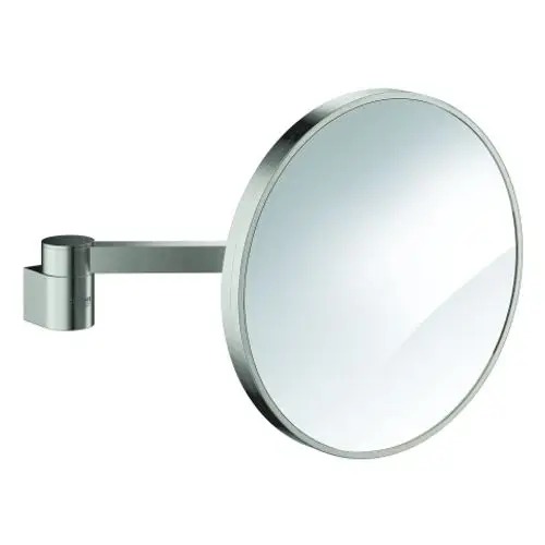 Wandmontierter Kosmetikspiegel mit runder Form und verchromtem Arm. Grohe Logo auf der Halterung sichtbar. Reflektierendes Glas ohne sichtbare Beleuchtung.