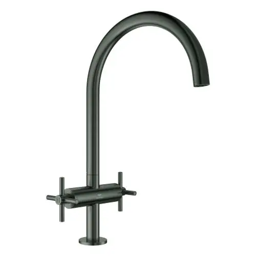 Grohe Wasserhahn mit gebogenem Auslauf und zwei Griffen. Der Wasserhahn hat eine matte, dunkelgraue Oberfläche.