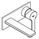 Grohe-Wandbatterie mit zwei Auslässen, montiert auf einer Wandplatte. Die Konstruktion ist in einem schlichten Design gehalten.