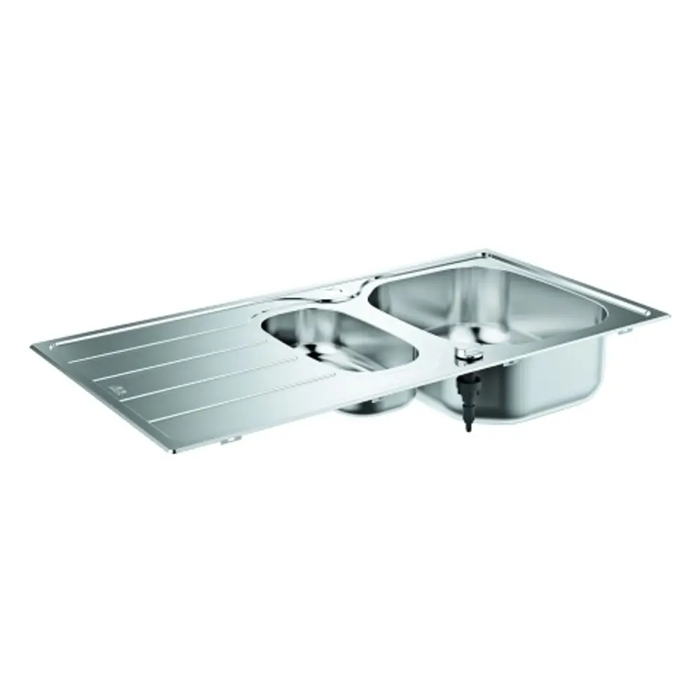 Edelstahlspüle mit zwei Becken und Abtropffläche, gefertigt von Grohe. Die Oberfläche ist glatt, und die Spüle eignet sich für verschiedene Küchenanwendungen.