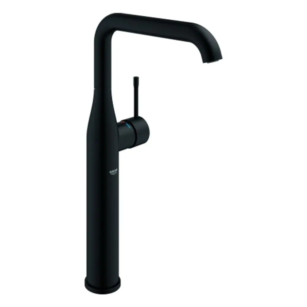 Schwarze Grohe-Armatur mit hohem Auslauf und seitlichem Hebel zur Steuerung des Wasserflusses, geeignet für freistehende Waschschüsseln.