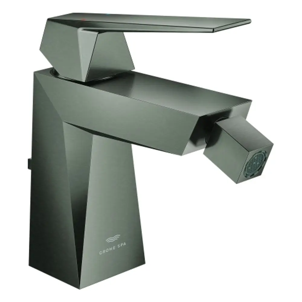 Grohe Armatur in gebürstetem hartem Graphit, geometrisches Design mit quadratischem Wasserauslass und Hebelsteuerung für die Temperatur.