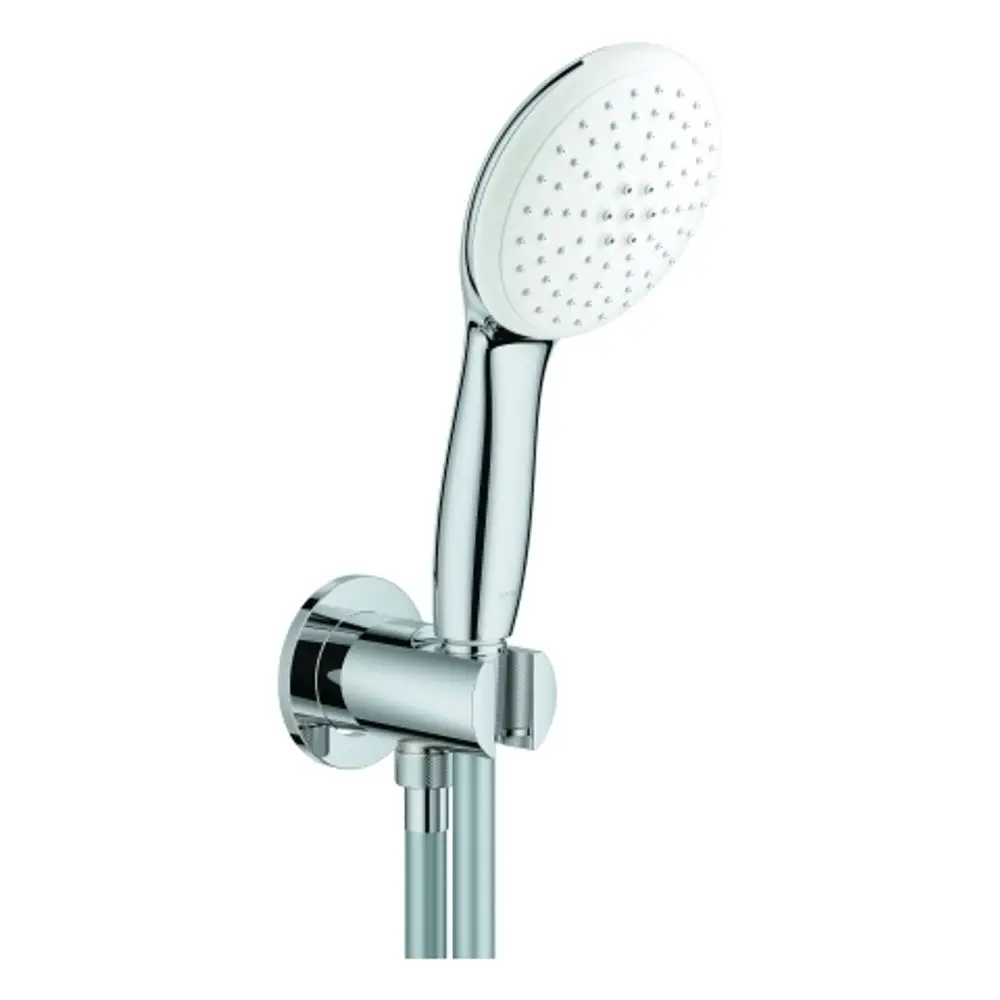 Handbrause von Grohe mit chromierter Oberfläche und Wandhalterung. Beinhaltet zwei Strahlarten und einen flexiblen Schlauch.