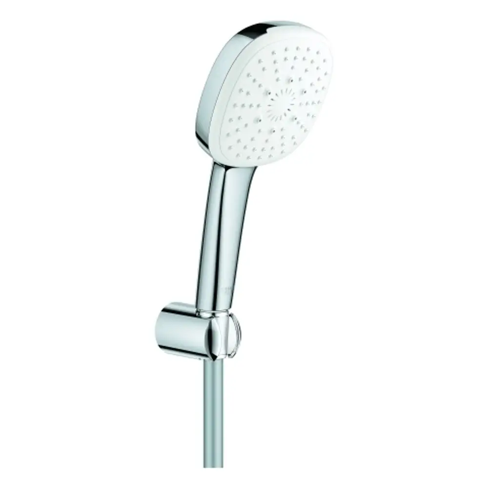 Handbrause im chromfarbenen Design mit einer glatten Oberfläche, ausgestattet mit einer Halterung. Die Düse verfügt über unterschiedliche Strahlarten und ist von Grohe.