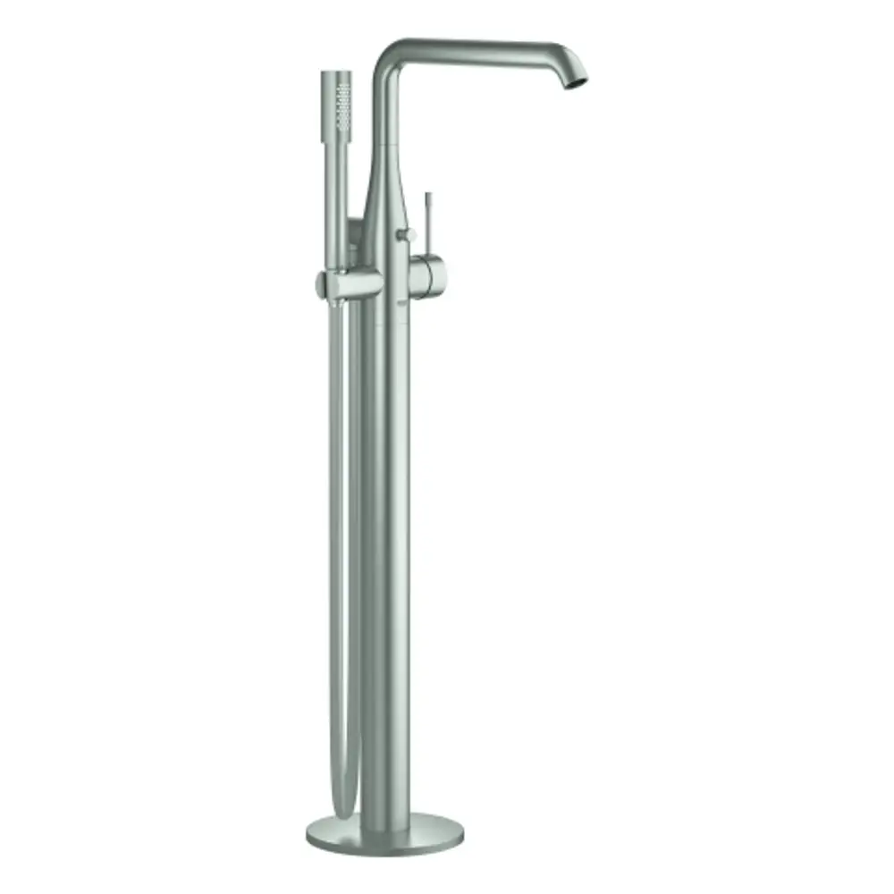 Bodenmontierte Armatur in Edelstahloptik von Grohe, ausgestattet mit einem Auslauf und einem Handbrauseanschluss, für die Installation an freistehenden Badewannen.