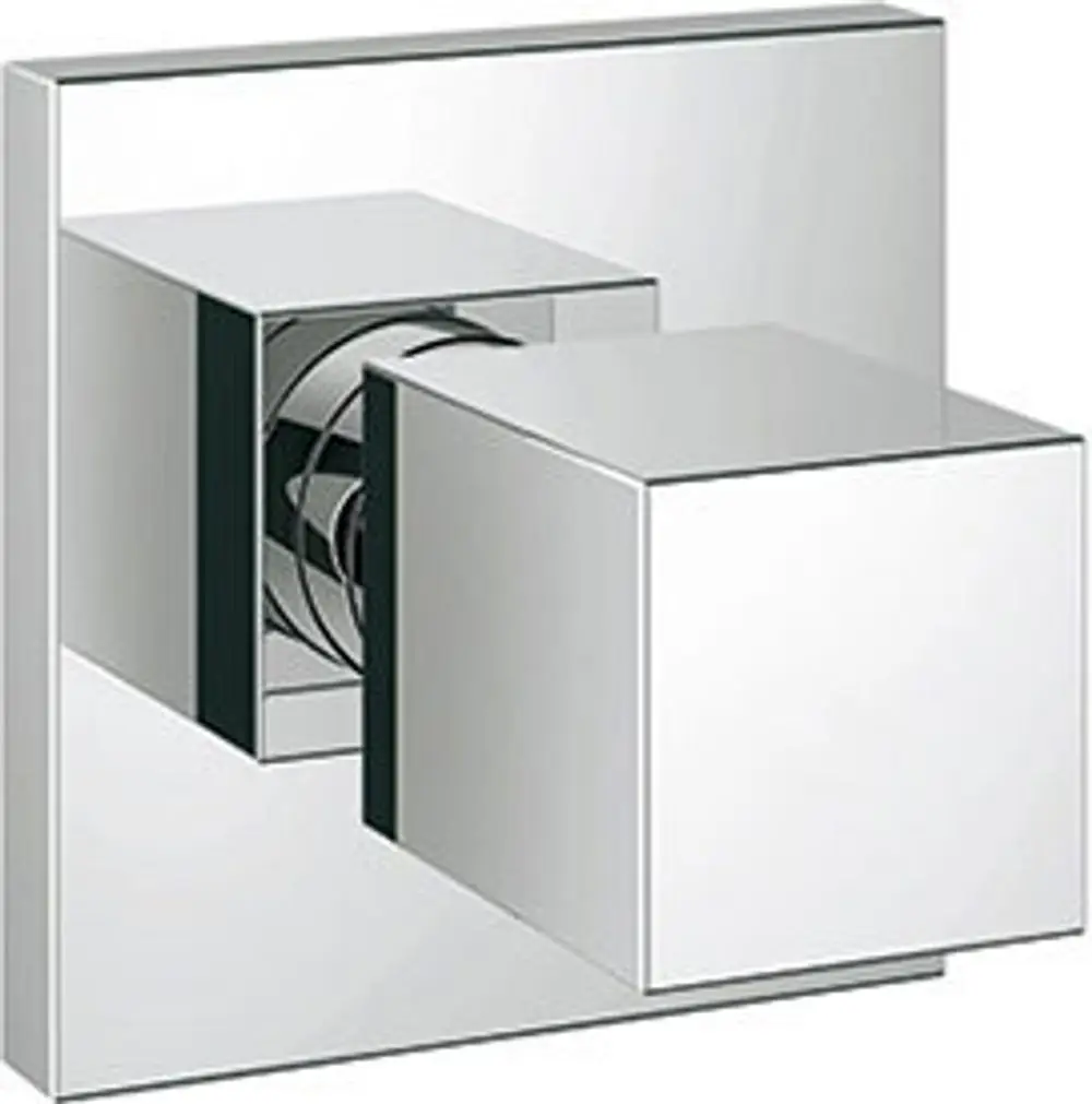Grohe-Wandarmatur mit quadratischem Design und chromfarbener Oberfläche, bestehend aus einem rotierten Auslauf und einem Schalter zum Regulieren des Wasserdurchflusses.