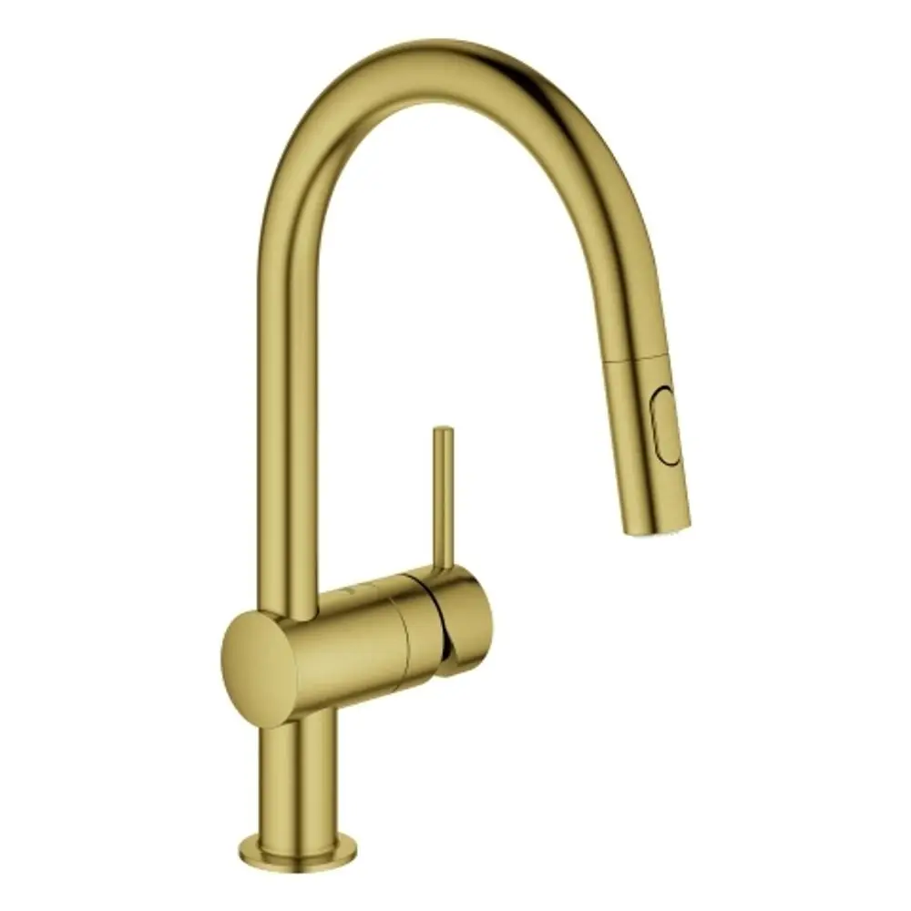 Grohe Spültischbatterie mit gebogenem Auslauf und integrierter Spülbrause in mattem Goldton. Die Bedienung erfolgt über einen seitlichen Hebel.