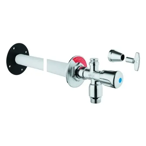 Grohe Außenwandventil mit Rohrbelüfter in mattem Chrom, bestehend aus Ventilelement und Anschlussrohr. Montageplatte zur Wandbefestigung sichtbar.