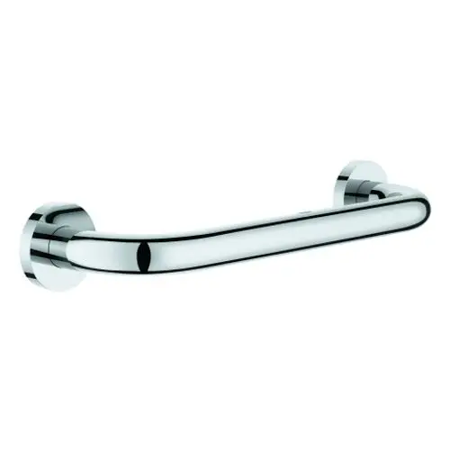 GROHE Griff aus Metall in Chrom-Optik, montiert an einer Wand. Das Design ist einfach und funktional, geeignet für Badezimmeranwendungen.