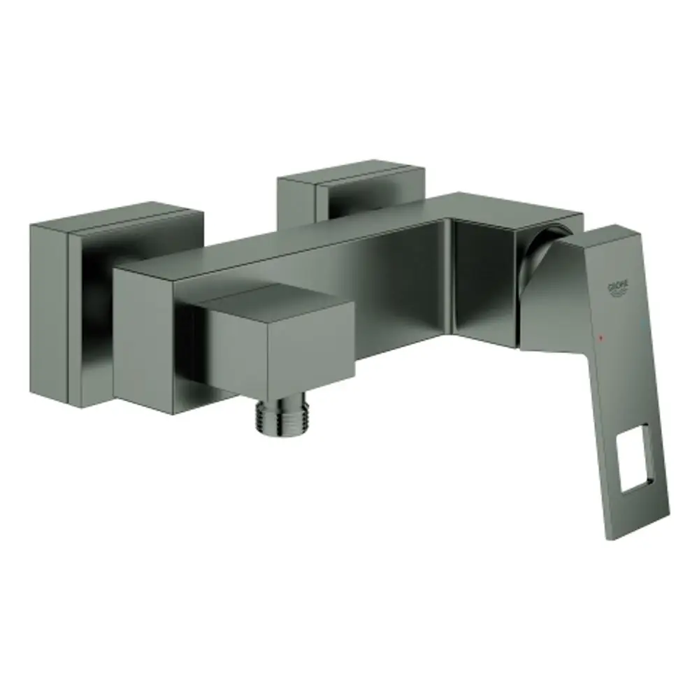 Wandmontierte Grohe-Brausebatterie mit rechteckiger Form und einem einhebeligen Bedienhebel in mattschwarzer Oberfläche.