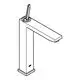 Ein Grohe Waschtischarmatur mit einem rechteckigen, glatten Körper und einem Hebel. Die Oberfläche ist verchromt und das Design ist modern und minimalistisch.