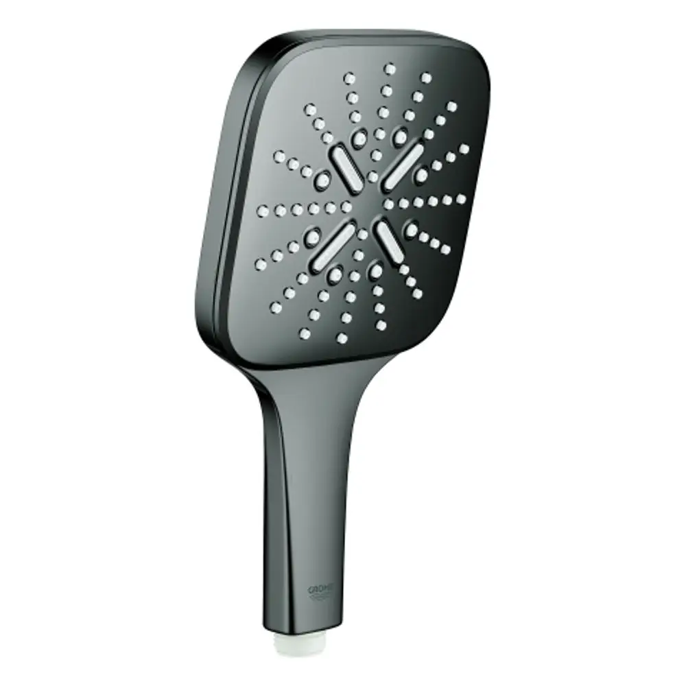 Handbrause mit flacher, quadratischer Kopfplatte und mehreren Wasserstrahlöffnungen, in dunkler, mattschwarzer Farbgebung von Grohe.