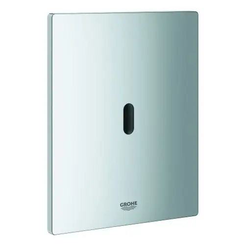 Wandmontierte Steuerungseinheit in Chrom-Optik von Grohe mit einem rechteckigen Design und einem schmalen Schlitz in der Mitte.