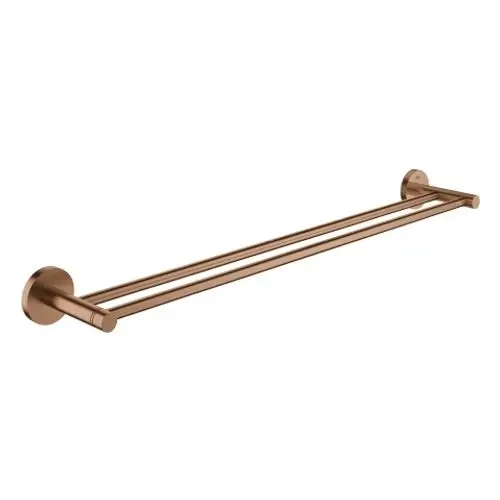 Doppelter Badetuchhalter von Grohe in gebürsteter Oberfläche, montiert an der Wand, bestehend aus zwei parallel verlaufenden Stangen zur Aufhängung von Handtüchern.