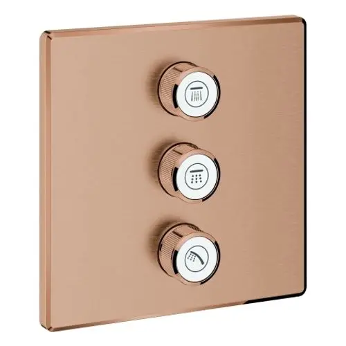 Dreifach-Bedienpanel von Grohe in warmem Sunset-Finish, ausgestattet mit drei Drehknöpfen für verschiedene Wasserquellen.