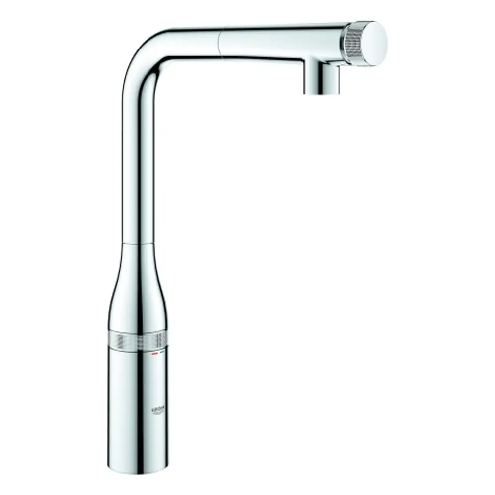 Küchenarmatur von Grohe mit einem hohen, gebogenen Auslauf und einem einfachen Bedienknopf oben. Oberflächenfinish in glänzendem Chrom.