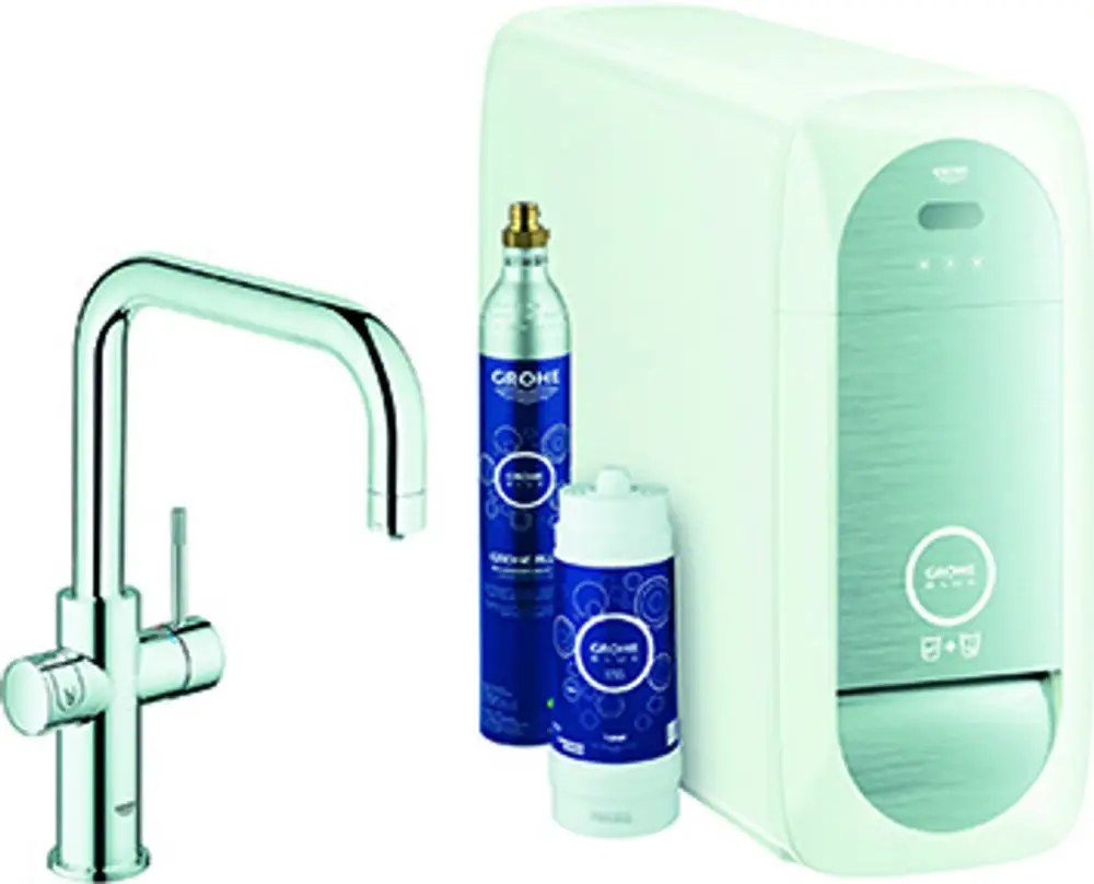 GROHE Wasserkocher mit U-Auslauf, kombiniert mit einem Kühlschrank für die Wasseraufbereitung. Zwei Kartuschen stehen zur Verfügung, eine für Sprudelwasser und eine für gefiltertes Wasser.