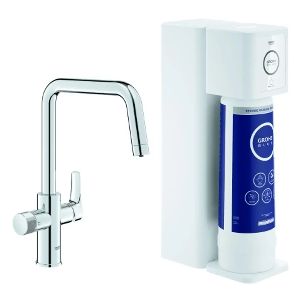 Küchenarmatur von Grohe mit einem verchromten Auslauf und einem integrierten Wasserfilter. Das System ist in einem kompakten weißen Gehäuse untergebracht.
