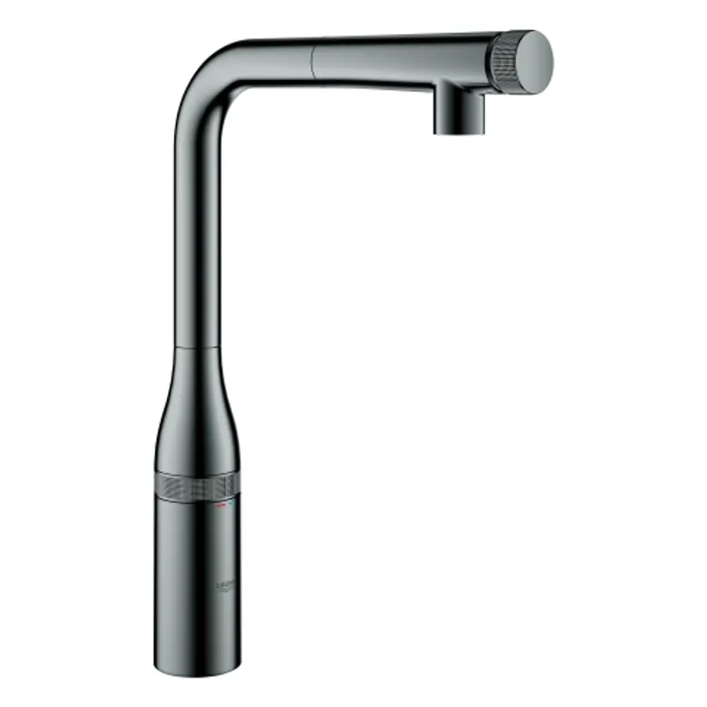 Schwarze Küchenarmatur von Grohe mit ausziehbarer Spülbrause und kontrollierbarem Wasserfluss. Die Form ist modern und schmal, geeignet für verschiedene Spülbecken.