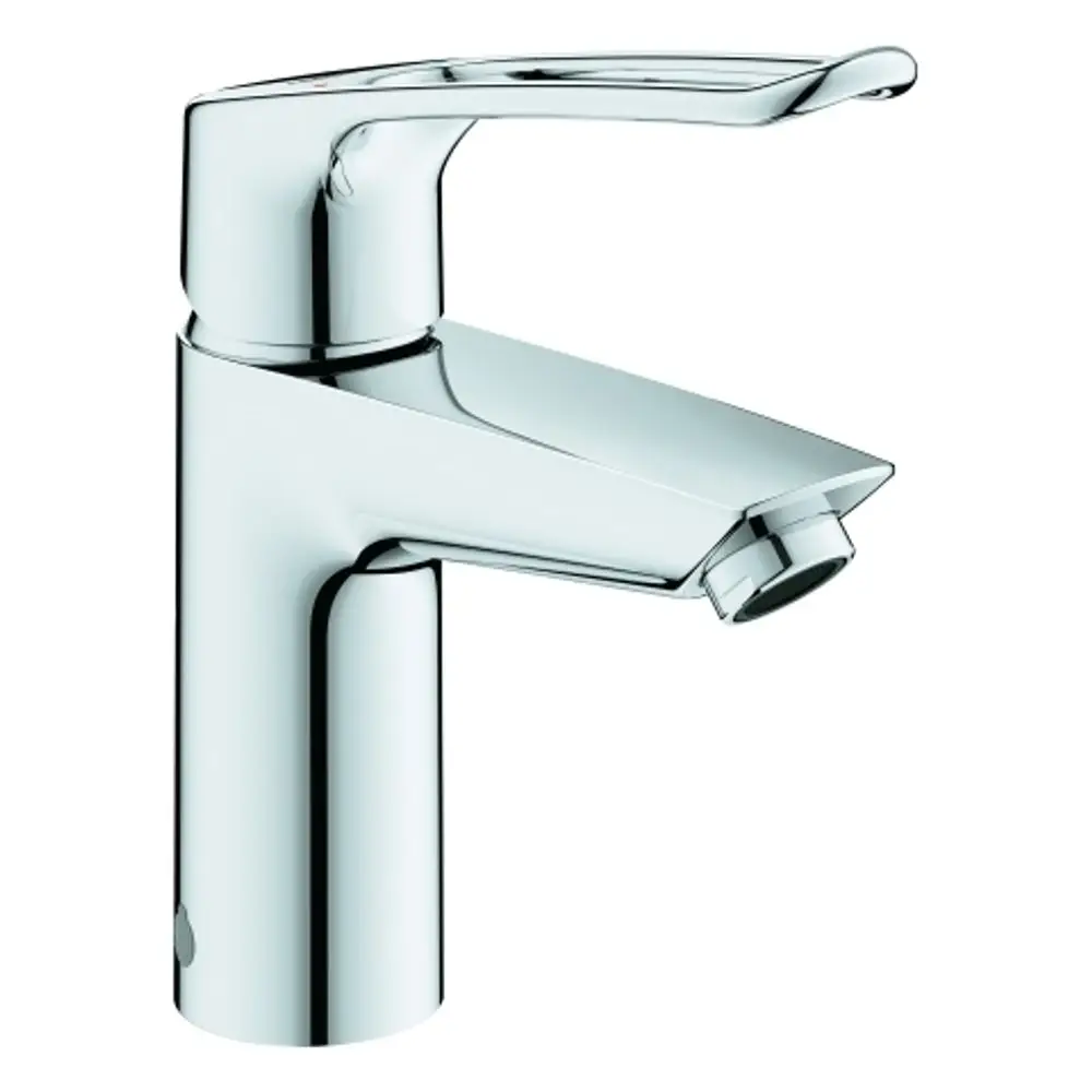 Hochglänzender Chromwasserhahn von Grohe mit offener Bedienung und integriertem Verbrühschutz. Klar strukturierte Form mit einer seitlichen Hebelsteuerung.