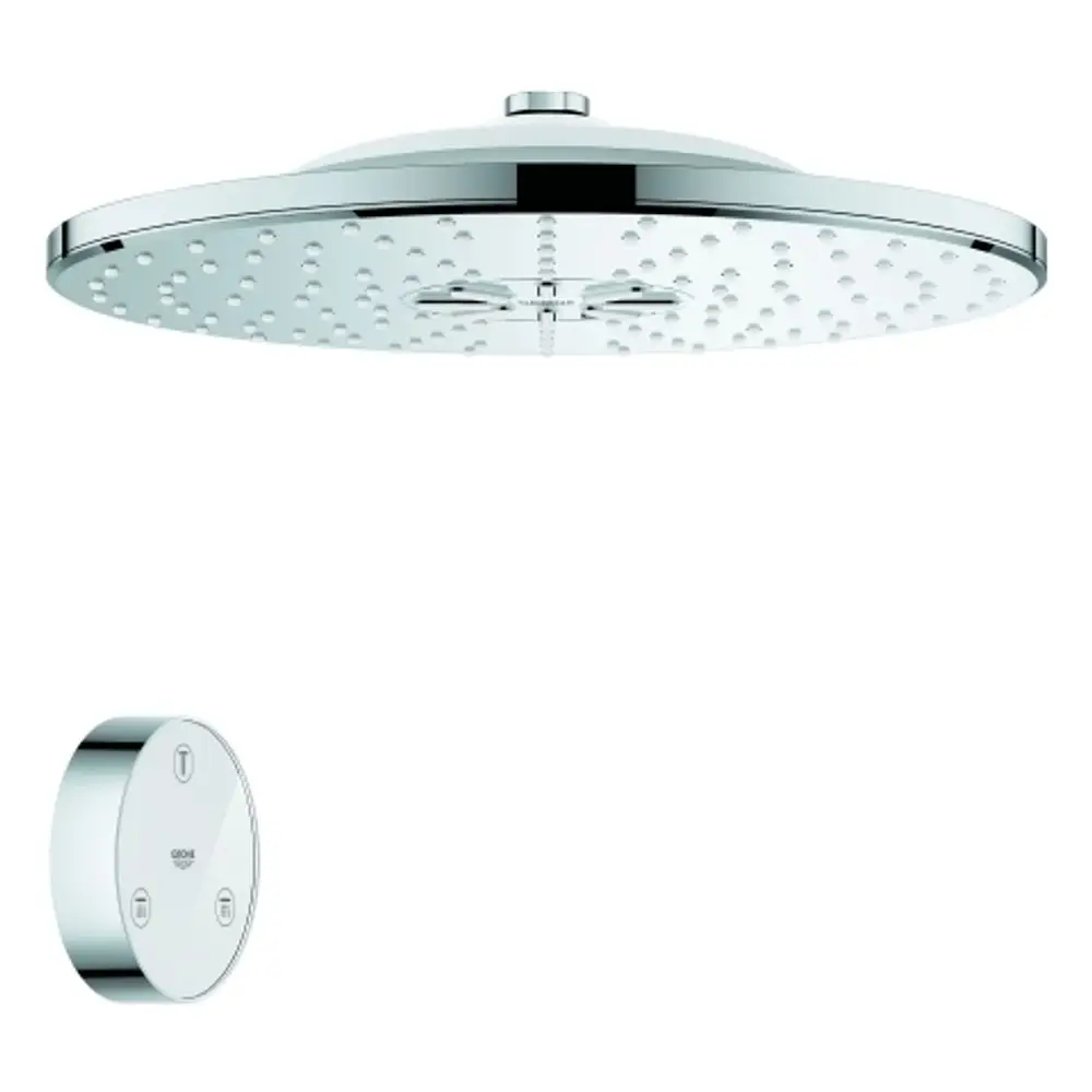 Grohe Kopfbrause mit flacher Chrom-Oberfläche und seitlich angebrachter Steuerung. Die Fernbedienung ist rund und hat Steuerungstasten.