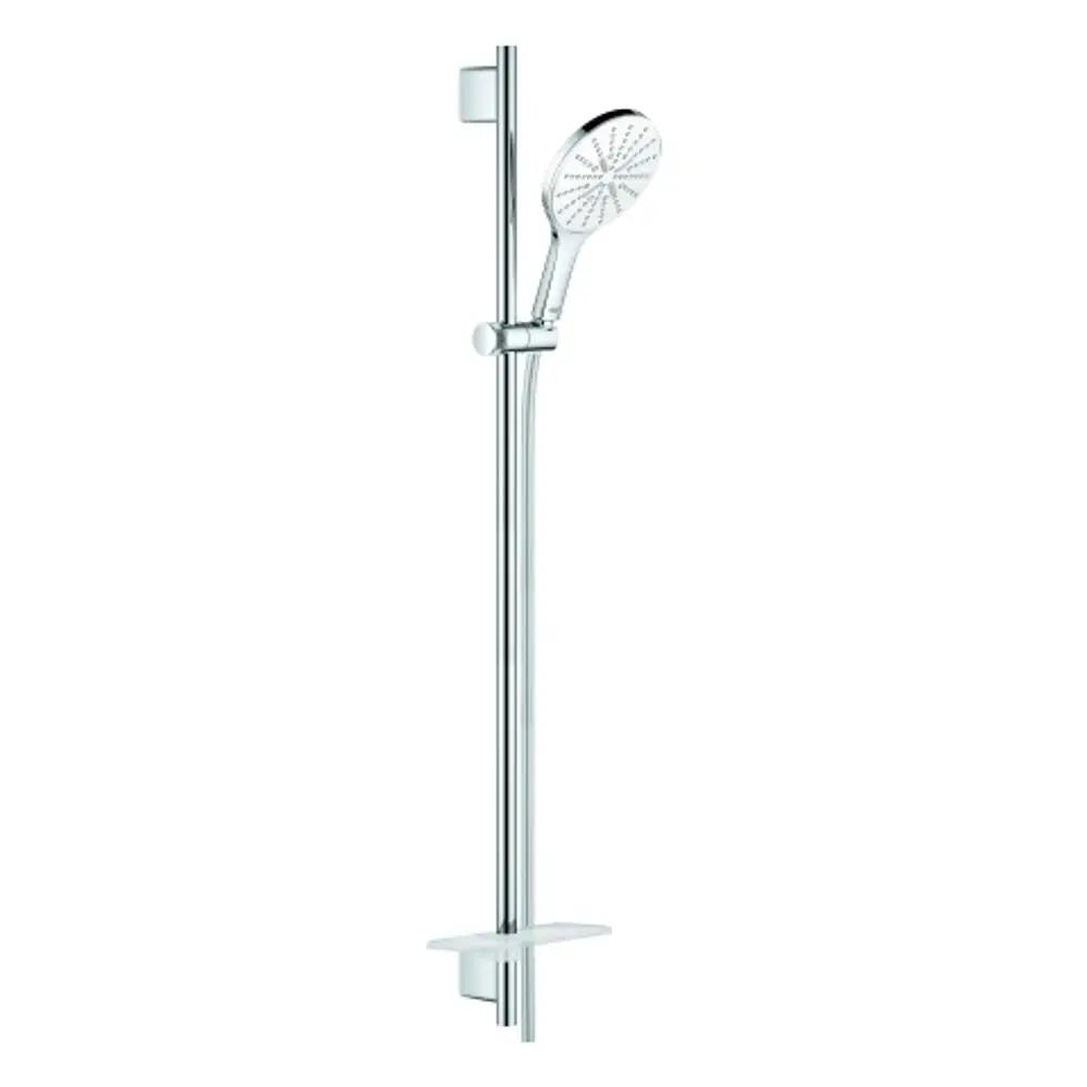 Grohe Duschsystem mit höhenverstellbarem Handbrausehalter, chromfarbener Oberfläche und Ablagefläche. Entwurf für Badezimmerinstallation.