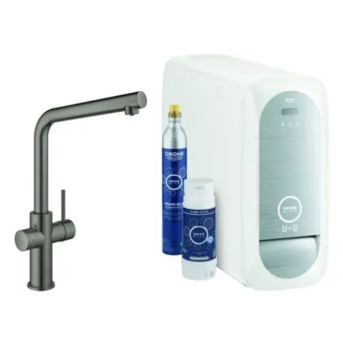 Küchenarmatur von Grohe in Hartgrafit mit zugehörigem System zur Herstellung von Sprudelwasser, inklusive Flasche und Filter. Einheit in modernem Design.