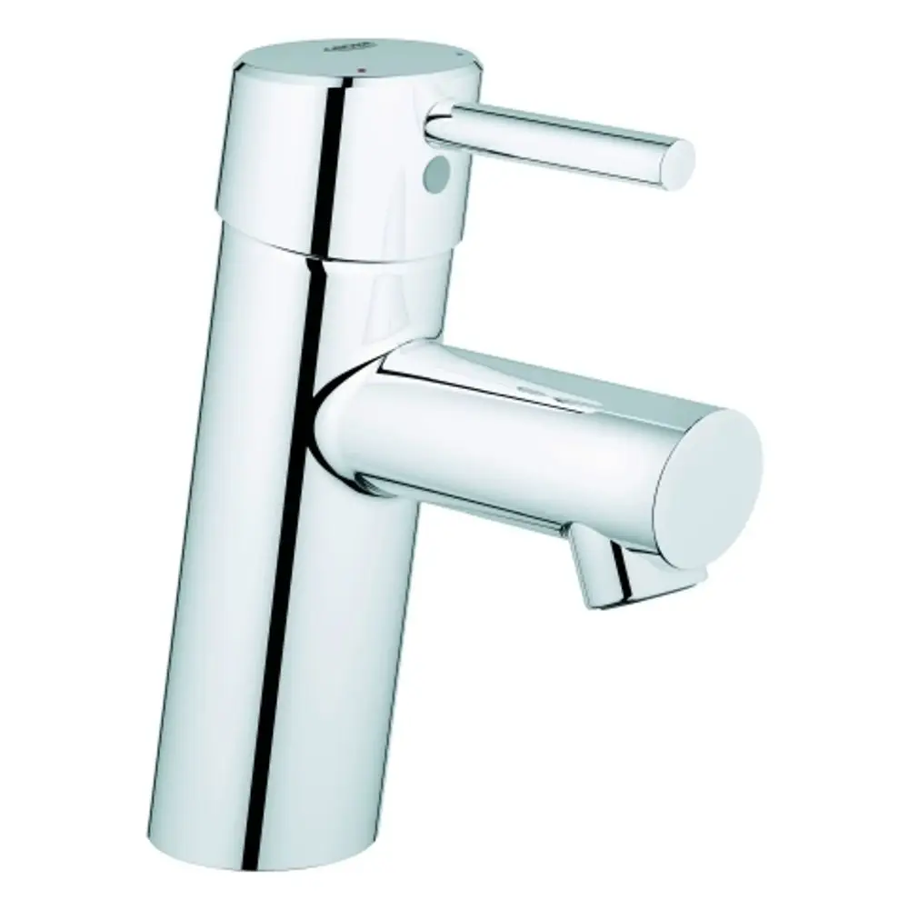 Grohe Armatur mit einer verchromten Oberfläche und einem Hebel für die Temperatur- und Mengenregulierung. Kompakte Bauform mit einem runden Auslauf.