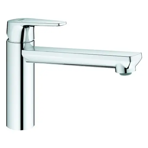 Grohe Armatur mit mittelhohem Auslauf und einem modernen Design aus Chrom, geeignet für den Einsatz in Küchen oder Badezimmern.