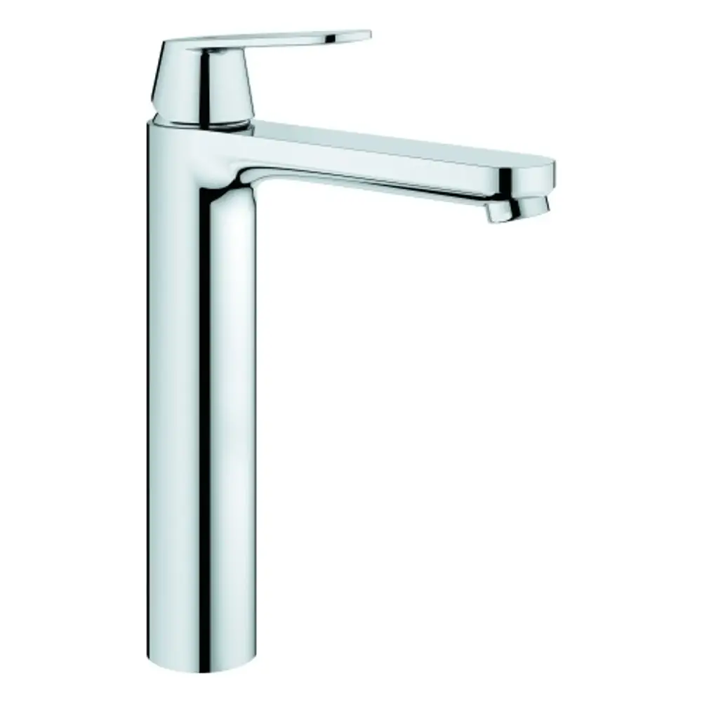 Moderne chromfarbene Waschtischarmatur von Grohe mit schmalem Auslauf und einem Hebel zur Steuerung von Wasserfluss und Temperatur.
