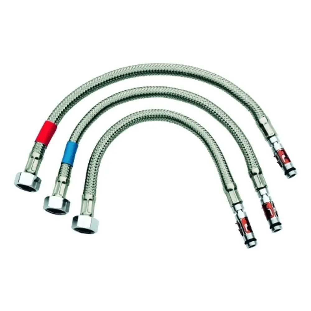 GROHE Anschlussschlauchset mit drei flexiblen, metallisch ummantelten Schläuchen in unterschiedlichen Längen, mit farbkodierten Enden für einfache Identifikation.