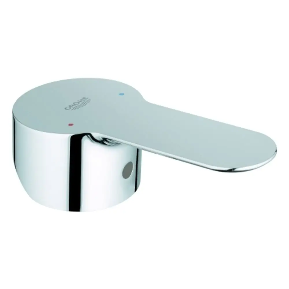 Grohe Wasserhahnhebel in verchromter Ausführung mit einer flachen Handhabung. Sichtbare Farbpunkte für kalt und warm.